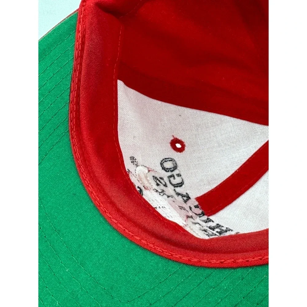 Vintage 1990's Chicago Bulls Plain Logo Snapback‎ Backside Spellout Red Hat Cap